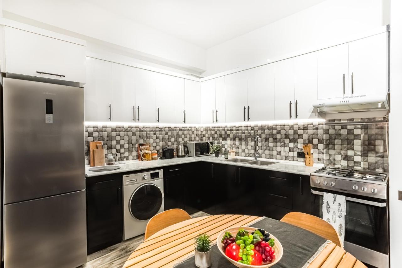יירבאן Hotelise I Gin Apartment מראה חיצוני תמונה
